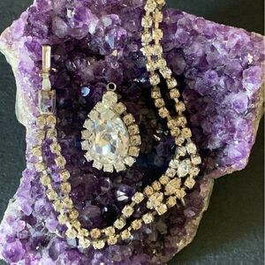 Vintage Pear shape Crystal pendant and Bracelet, in Silver plate, Unmarked